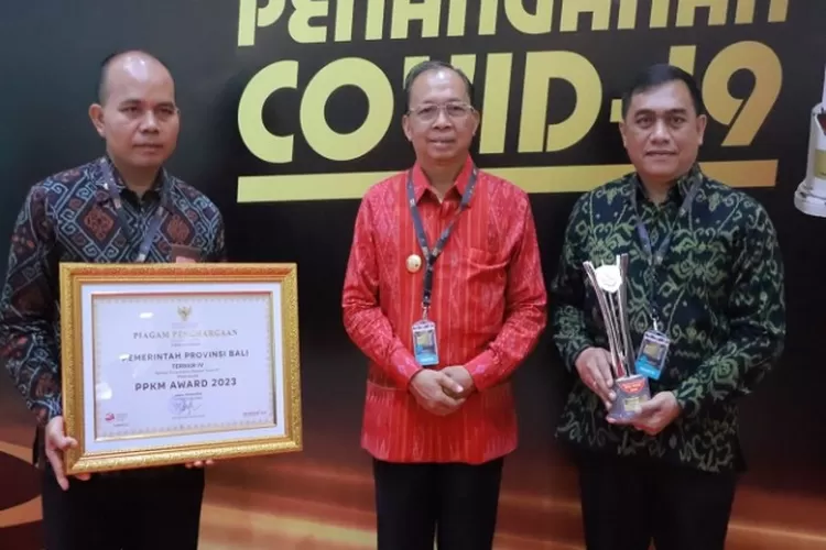 Gubernur Koster Sabet Penghargaan PPKM Award Pengendalian Covid-19 ...