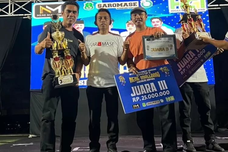 Harumkan Bulukumba, Dua Putra Desa Bontolohe Raih Juara 3 di Turnamen Domino Bupati Cup II Sidrap