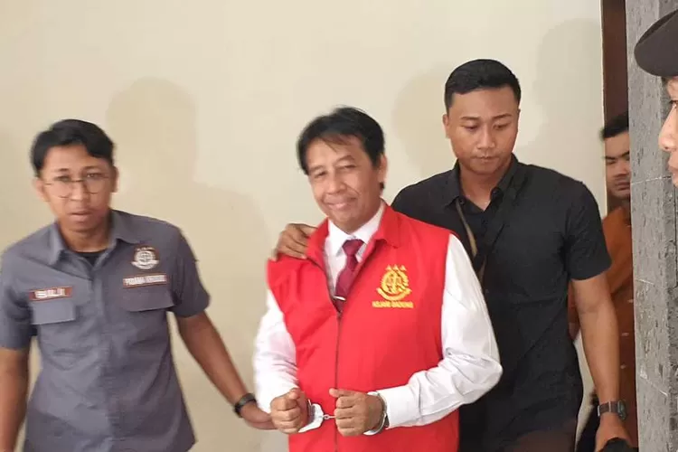 Sidang Kasus Dugaan Korupsi SPI Unud Ditunda, Gara-gara Hakim Tak ...