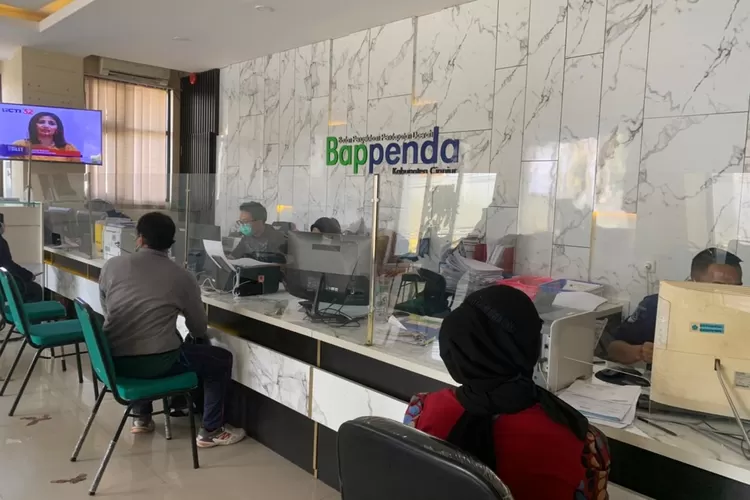 Ilustrasi Pemutihan Pajak Kendaraan bermotor di Bapenda (Dok.RBG/Istimewa)