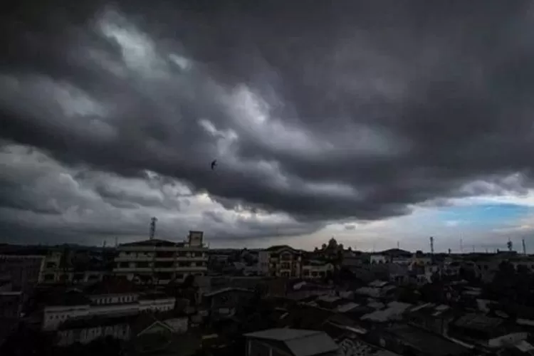 Waspada Bencana Saat Cuaca Ekstrem, BNPB Menghimbau Masyarakat Berhati-Hati