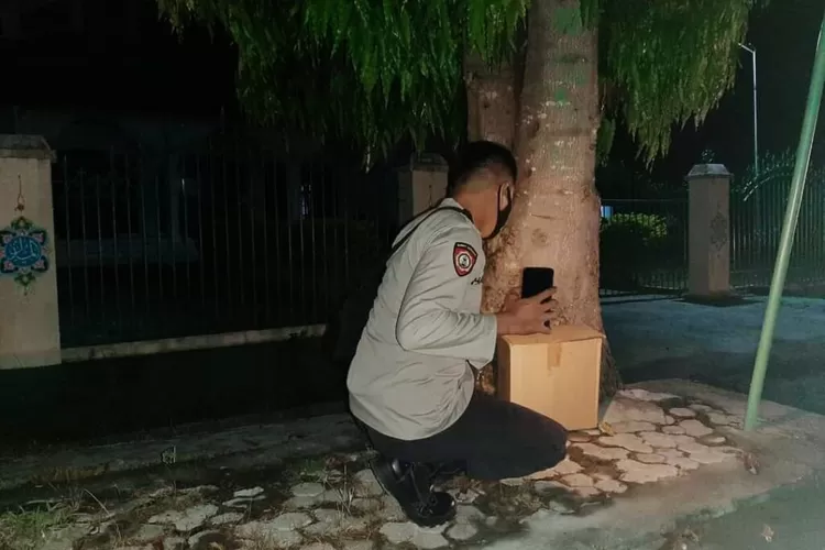 Heboh Bayi Dalam Kardus Ditemukan Di Depan Pesantren Hubulo