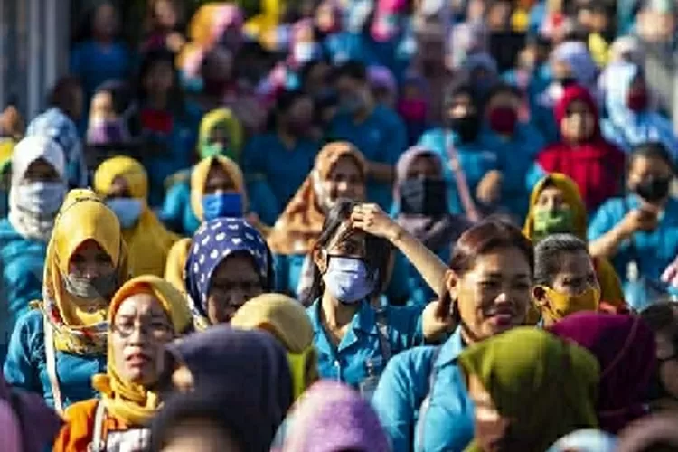 Deretan Daerah Dengan UMK Tertinggi Di Indonesia, Karawang Pertama ...