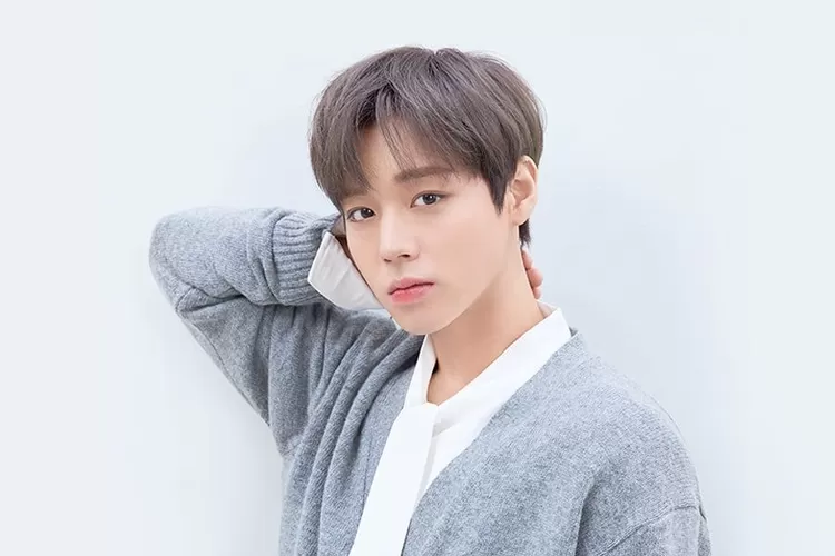 Profil dan biodata Park Ji Hoon, eks Wanna One yang kini bersolo karir