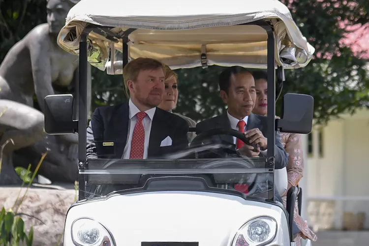 Foto Momen Jokowi Sopiri Raja Dan Ratu Belanda Di Istana Bogor