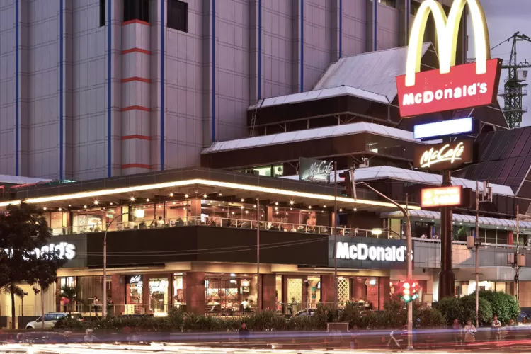 Gerai Pertama Di Indonesia, McDonalds Sarinah Punya Jutaan Kenangan ...