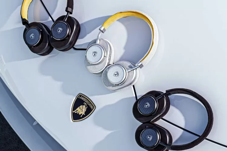 Lamborghini Rilis Headphone dan Earbuds yang Terinspirasi dari