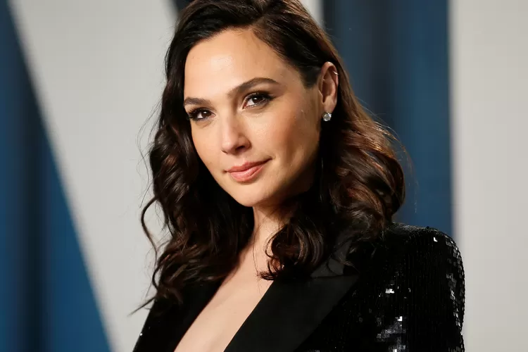 Bungkam soal Israel yang Serang Palestina, Gal Gadot Akhirnya Buka