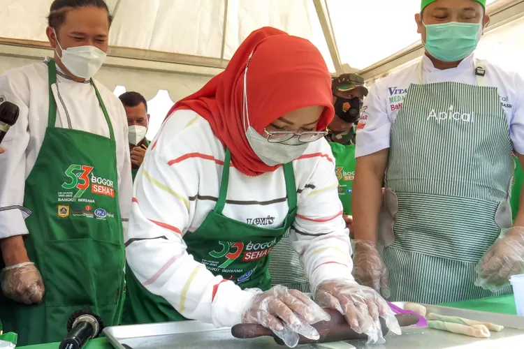 FOTO: Gerakan Cinta Makanan Tradisional Di Bogor - Indozone Food