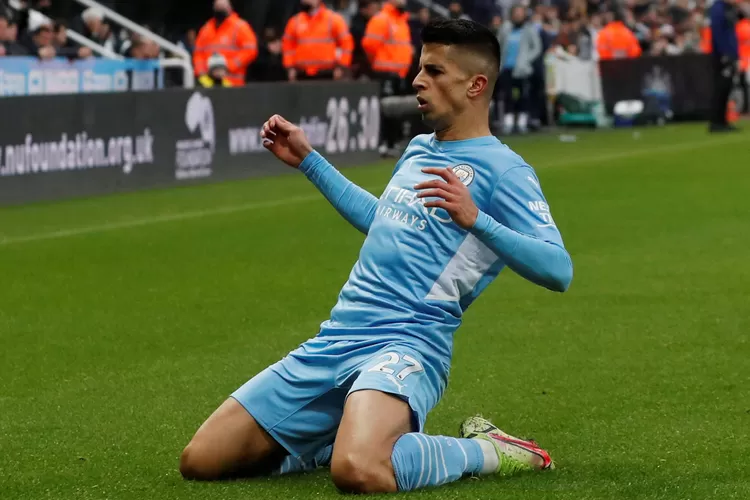 Tak Punya Masa Depan di Manchester City, Joao Cancelo Diincar Klub Arab  Saudi Al-Hilal - Indozone Soccer