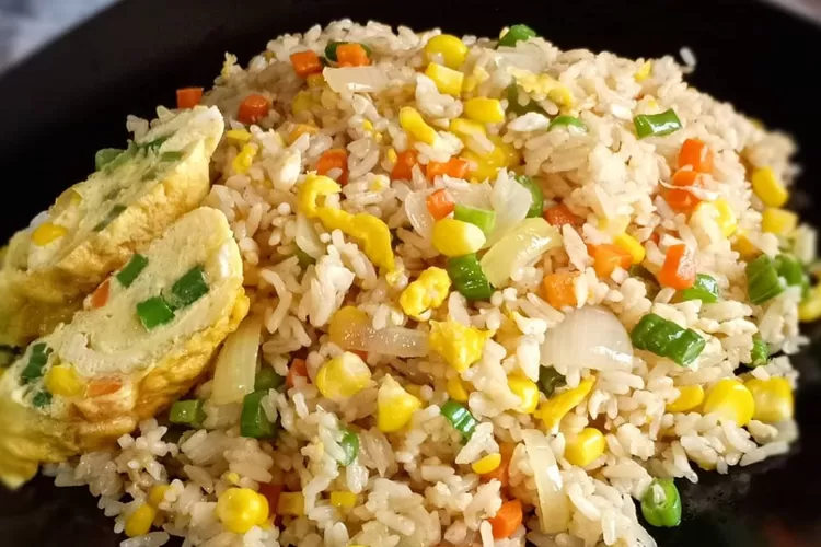 Resep Nasi Goreng Hong Kong Ala Chef Devina Hermawan Enak Praktis