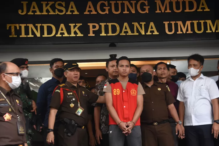 Keluarga Almarhum Brigadir J Bakal Terima Maaf Bharada E, Asalkan ...