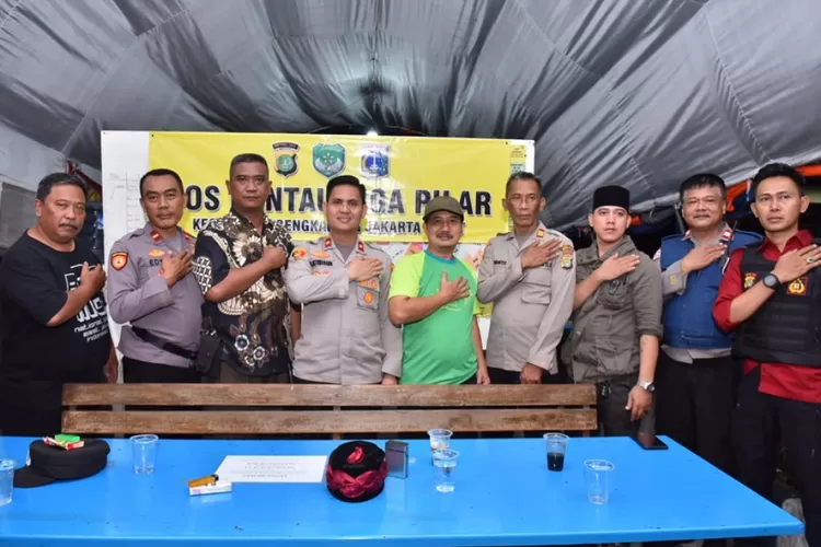 Cegah Tawuran Hingga Geng Motor Jelang Sahur Di Cengkareng Polisi