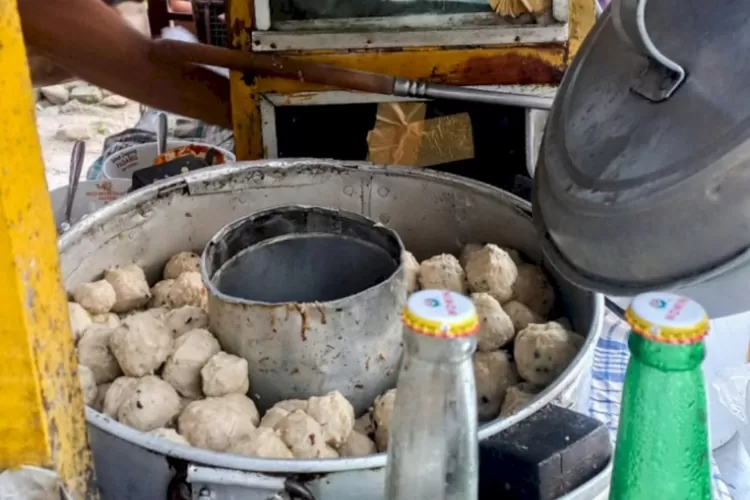 Warung Bakso Di Bogor Digrebek Karena Buka Di Siang Hari Saat Ramadan