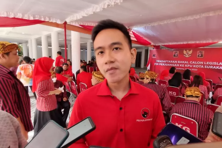 Daftar Ke KPU, Gibran Minta Bacaleg PDIP Perbanyak Gerakan Di Medsos ...