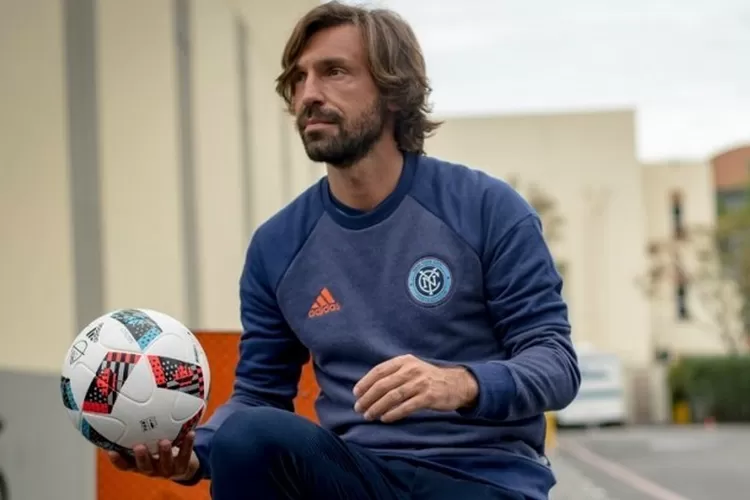 Andrea Pirlo Resmi Latih Tim Serie B Italia