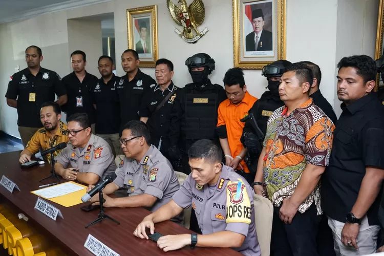 Polda Gelar Prarekonstruksi Pembunuhan Sadis Di Bekasi Siang Ini - Jawa Pos