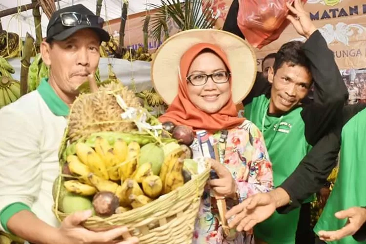 Festival Bunga Dan Buah Nusantara Dongkrak Perekonomian - Jawa Pos