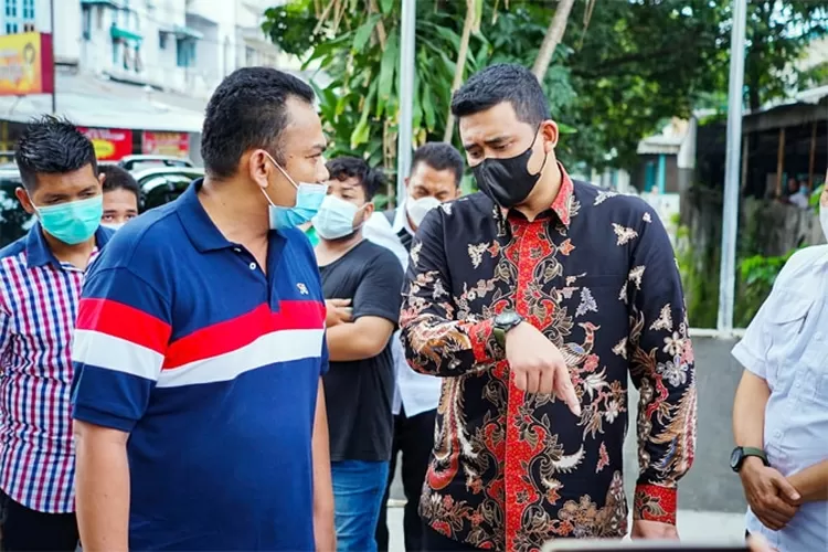 Tolak Rayuan, Bobby Nasution Tegas Robohkan Bangunan Di Atas Drainase ...