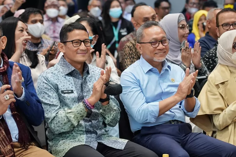 Zulhas Sandiaga Uno Pemimpin Inspiratif Dan Berdaya Juang Tinggi