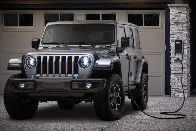 Mesin Bermasalah, Mobil Listrik PHEV Jeep Wrangler 4xe Recall Massal ...