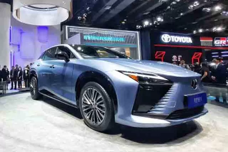 New Lexus RZ BEV Muncul Di GJAW, Sayang Harga Belum Jelas - Jawa Pos