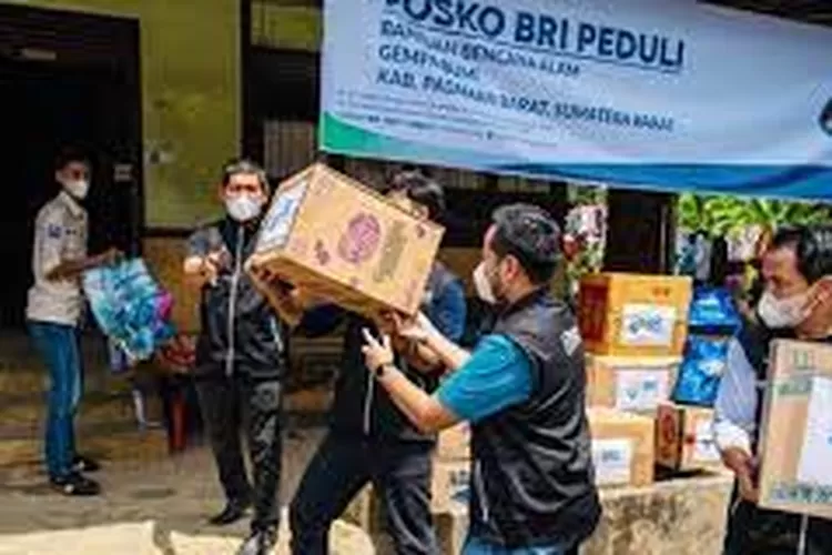 BRI Bantu Warga Terdampak Bencana Gempa Pasaman Barat Bangun 'Posko BRI ...