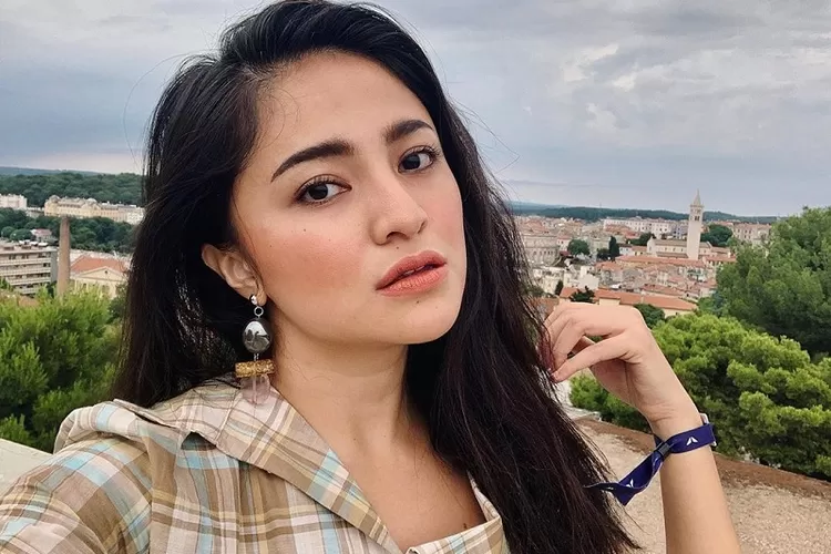 Marshanda beberkan pernah ditinggal meninggal oleh pacar.