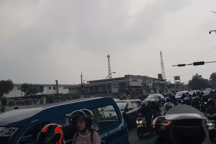 Ngeri Bentrok Dua Kelompok Pecah Di Jalan Baru Bogor Bikin Macet