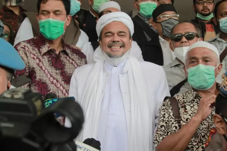 Sidang Perdana Rizieq Shihab Gugat Jokowi Rp 5.246 Triliun Berlangsung Besok, Apa Motif di Baliknya?