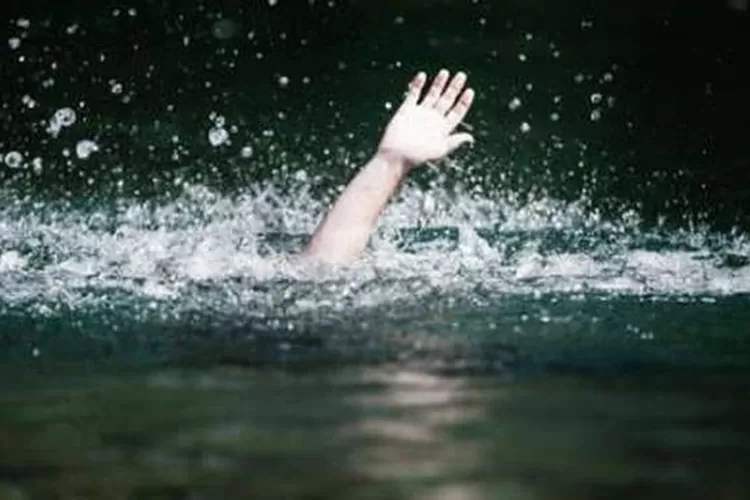 Ilustrasi tenggelam. Tragis! Ulang Tahun Terakhir Ketua Osis SMAN 1 Cawas yang Meninggal Dunia Setelah Diceburkan ke Kolam (Foto: thinkstock)