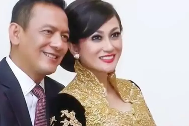 Berikut Transkrip Pesan Sisca Dewi Dan Irjen Bambang Sunarwibowo Yang