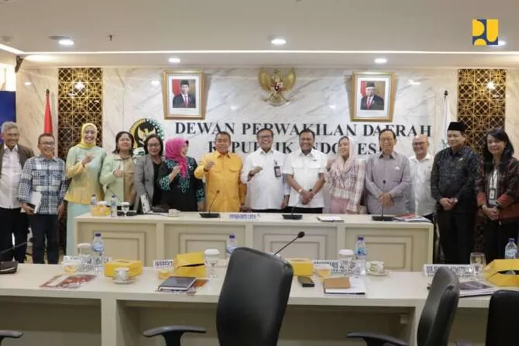 Rapat Kerja Dengan Komite II DPD RI, Kementerian PUPR Bahas Program ...