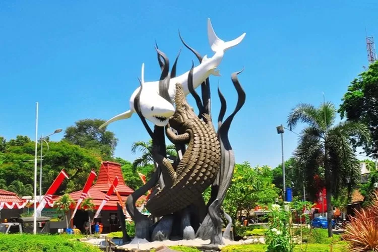5 Destinasi Wisata Surabaya, Serba-Serbi Kota Pahlawan yang Kaya Sejarah -  Nawacita Post