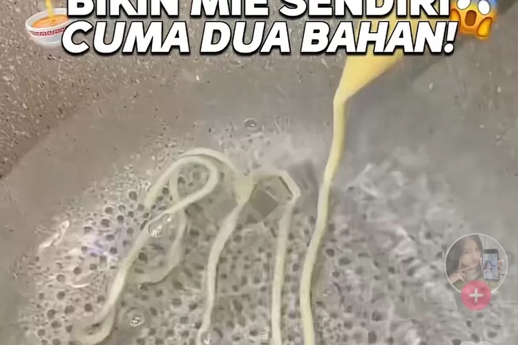Cara membuat mie sendiri (TikTok @bizzlexo)