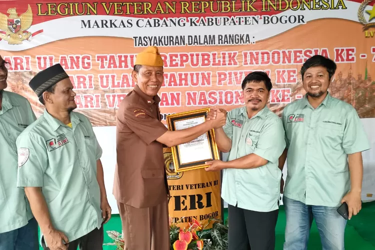 AJWI Kabupaten Bogor Beri Bantuan Tali Asih Memperingati HUT RI ke-79 
