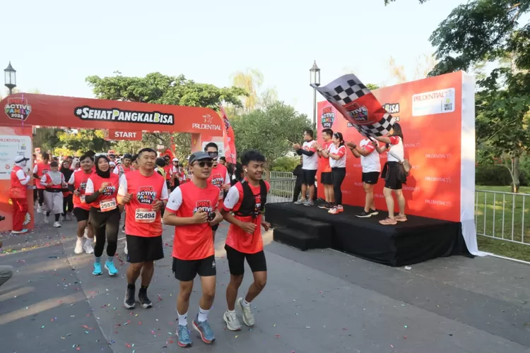 1.400 warga Bandung mengikuti PRUActive Family pada Minggu 27 Oktober 2024.