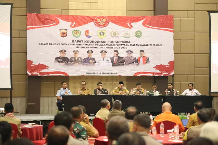 Pemkab Bogor dan Forkopimda Matangkan Rencana Amankan Natal &amp; Tahun Baru 2024 (Diskominfo Bogor)
