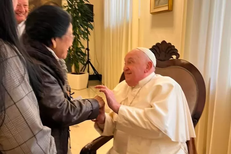 Megawati Soekarnoputri bertemu Paus Fransiskus di Vatikan