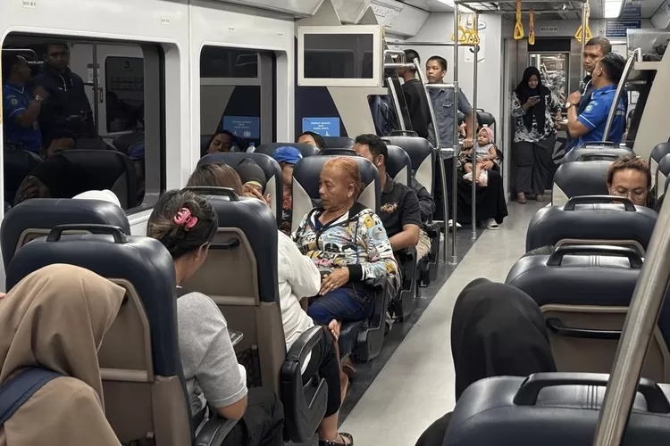 KA Bandara semakin diminati oleh masyarakat.