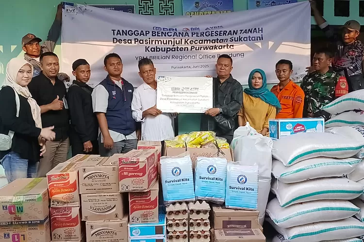 YBM BRILiaN Regional Office (RO) Bandung menyalurkan bantuan kemanusiaan di Purwakarta.