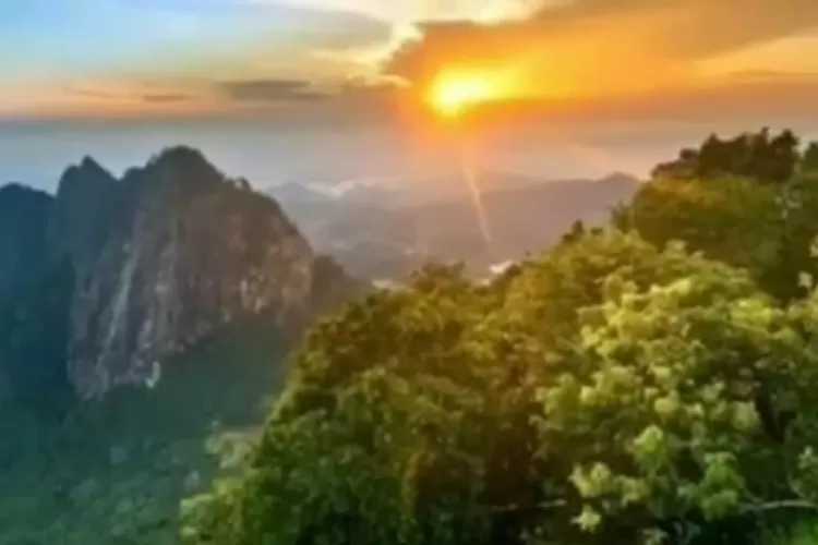 Ilustrasi Wisata Alam Purwakarta (Screenshoot Youtube Quen Channel)