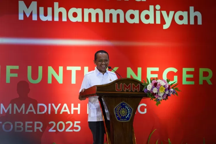 Menteri Energi dan Sumber Daya Mineral (ESDM) Republik Indonesia, Bahlil Lahadalia saat membuka Tanwir XXXIII Ikatan Mahasiswa Muhammadiyah (IMM) bertema &ldquo;Energi Kolektif untuk Negeri&rdquo; di UMM (Foto: Istimewa) (Catatanfakta.com)