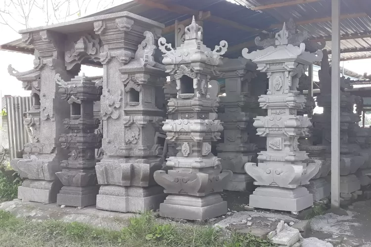 Perajin batu paras taro. (BRI)