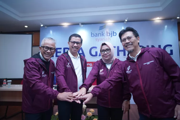 Direksi bjb syariah saat mengikuti Media Gathering bersama sejumlah jurnalis di Hotel Sari Ater Subang, Rabu 20 Desember 2023.
