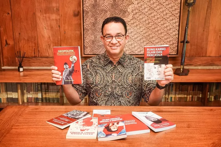 Anies Baswedan - Rano Karno akan Dideklarasikan PDI Perjuangan Hari Ini (Instagram/@aniesbaswedan)