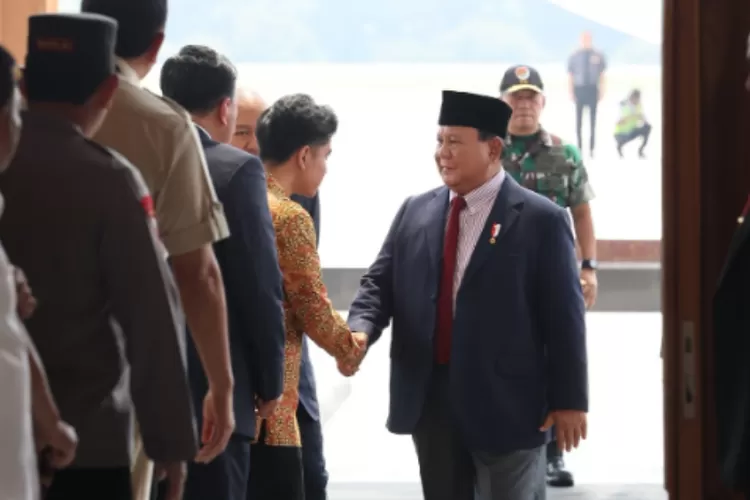 Presiden Prabowo Subianto saat akan berangkat menuju ke China untuk bertemu Xi Jinping. (Instagram/@prabowo)