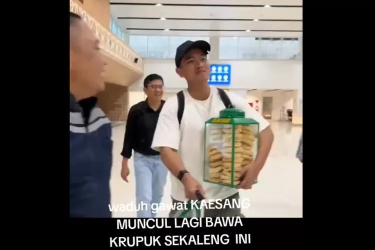 Duta Clue Indonesia! Pantas Kaesang Pangarep Bawa Kerupuk Sekaleng di Bandara, Disebut Ada Hubungannya dengan Ini (ist)