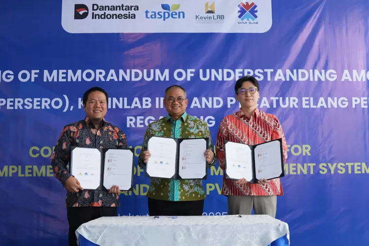Penandatanganan MoU Taspen dengan KevinLAB Inc. perusahaan asal Korea dan PT Catur Elang Perkasa di Kantor TASPEN Cabang Jakarta I Jakarta Selatan, Kamis (12/6)