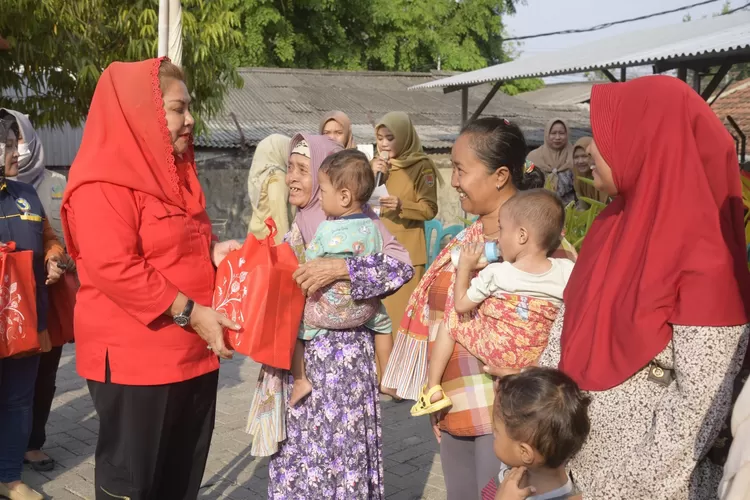 Ringankan Beban Pekerja Perempuan, Pemkot Semarang Gelar Pak Rahman Di ...